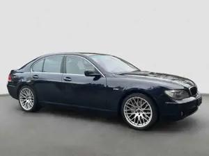 BMW 750