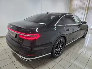 Audi A8 55 TFSI qu. Sport-Paket Luft Memory 360° 20" Bild 3