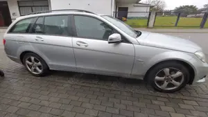 Mercedes-Benz C 200 T CDI DPF (BlueEFFICIENCY) 7G-TRONIC