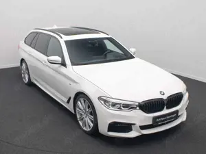 BMW 530 M Sport 360°Komfort Panorama HUD DAB 20Zoll Bild 3