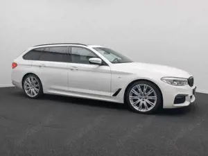 BMW 530 M Sport 360°Komfort Panorama HUD DAB 20Zoll Bild 4