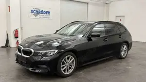 BMW 330 330d Sport Line Touring *h/k*Leder*ACC*Kamera*