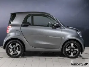 smart forTwo ForTwo Coupé EQ Passion LED/22kW/Pano/Kamera/DAB Bild 4