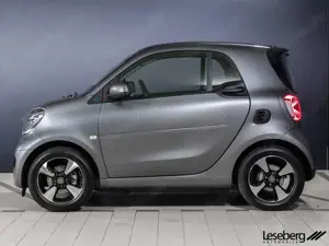 smart forTwo ForTwo Coupé EQ Passion LED/22kW/Pano/Kamera/DAB Bild 3