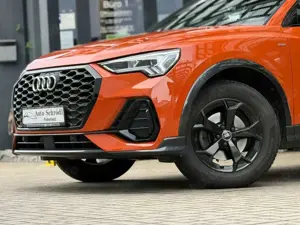 Audi Q3 Sportback Aut. S line 35 TDI, AHK, Pano, ACC, LED Bild 2