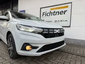 Dacia Sandero Bild 3