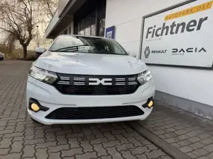 Dacia Sandero Bild 2