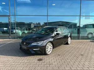 SEAT Leon ST 300 Cupra 4Drive LED Pano beats Brembo
