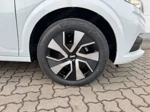 Dacia Sandero Bild 5