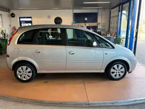 Opel Meriva Cosmo-Autom-Klima- 57 Tkm Bild 5