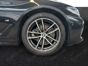 BMW 520 i M Sport|AHK|Glasdach|Komfortsitz|StopGo Bild 4