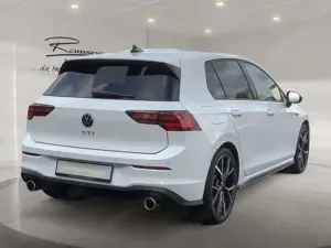 Volkswagen Golf 2.0 TSI GTI AHK ACC Matrix APP Kamera Side Bild 5