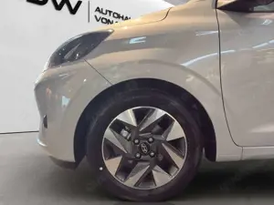 Hyundai i10 TREND AKTIONSPREIS INKL. KLIMAAUTOMATIK! Klima Bild 4