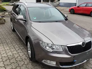 Skoda Superb Superb Combi 1.8 TSI DSG Ambition