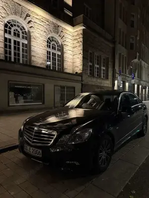 Mercedes-Benz E 200 CGI BlueEFFICIENCY Automatik Avantgarde
