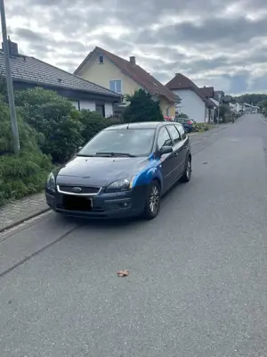 Ford Focus Focus Turnier Turnier 2.0 16V Fun