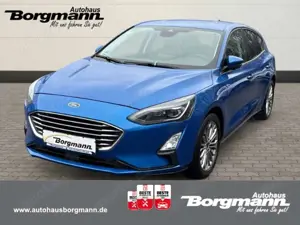 Ford Focus Titanium Navi Digitales Cockpit LED Kurvenlicht AC
