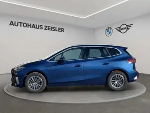 BMW 220 d Active Tourer LUXURY LINE AHK DrivingAssistantPl Bild 4