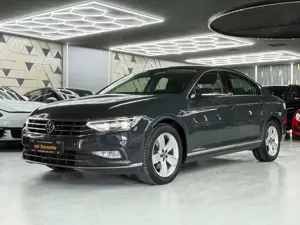 Volkswagen Passat 2.0 TDI CARPLAY/LEDER/IQLIGHT/MATRIX/CAM