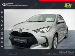 Toyota Yaris 1.5 Hybrid Team D*Comfort-Paket*SHZ*8-fach*
