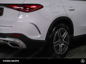Mercedes-Benz GLC 220 GLC 220 d 4M AMG AHK Distr Pano Ambi eSitze Totw Bild 4