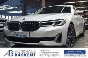 BMW 530 d xDrive Luxury Line*AHK*GLASDACH*HEAD-UP*