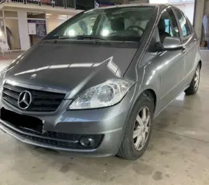Mercedes-Benz A 170 .