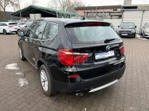 BMW X3 20d xDrive Automatik *1.Hand*Panorama*AHK* Bild 4
