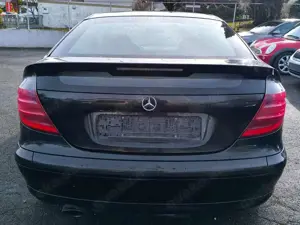 Mercedes-Benz C 200 Coupe Bild 3