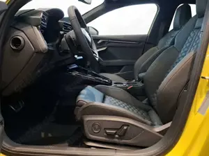 Audi RS3 Limousine 294 kW S tronic Bild 4