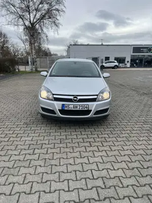 Opel Astra GTC 1.8 Automatik