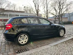 BMW 116 1er (5-Türer) 116i Aut. Bild 4