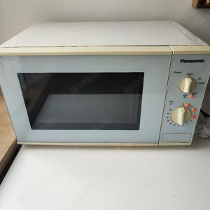 PANASONIC Mikrowelle 800 W * 20 Liter