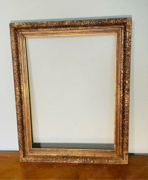 Großer antiker Stuckrahmen (1920er)   Goldfarben mit Patina   Augenweide & zeitloses Schmuckstück