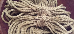 Suche devote sie für Bondage