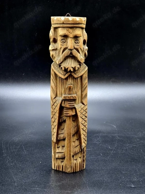 Hölzerne Königsfigur Bild 2
