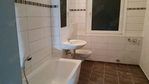 schöne, san. 2Zi. EG Wohnung in Sangerhausen   Großleinungen Bild 4