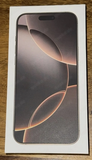 iPhone 16 Pro Max 256 GB Wüstensand  Bild 2