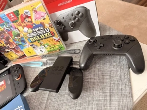 Ich verkaufe meine Nintendo Switch 2 mit seinem Zubehör  Bild 3