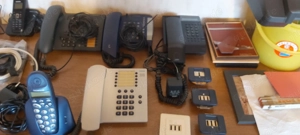 Telefonsammlung teilweise mit Anrufbeantworter Bild 4