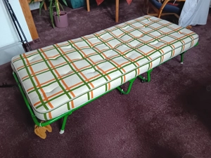 Gästebett (Zustellbett) zusammenklappber