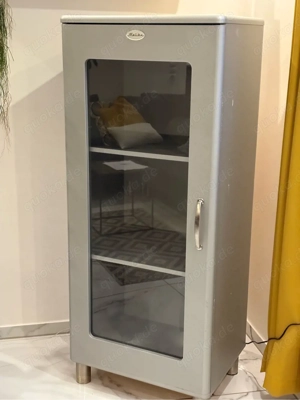 Malibu Glasvitrine   stabil & zeitlos