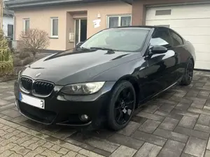 BMW 330 BMW 330 Coupé mit M-Paket Optik – technisch top, viele Neuteile, TÜV neu bis 02/28