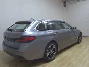 BMW 530 e Touring Leder Navi LED LC-Pro Pano H-K RFK Bild 4