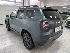 Dacia Duster Mat Edition 8x bereift Bild 2