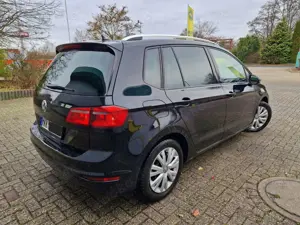 Volkswagen Golf Sportsvan 1.6 TDI  DSG Sound ACC Panorama SHZ PDC So/Wi Bild 4