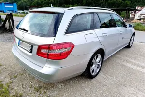 Mercedes-Benz E 200 E 200 T CGI BlueEFFICIENCY Automatik Avantgarde Bild 5