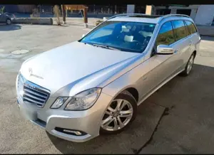 Mercedes-Benz E 200 E 200 T CGI BlueEFFICIENCY Automatik Avantgarde Bild 3