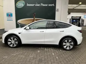 Tesla Model Y Model Y Long Range Dual Motor AWD Bild 2