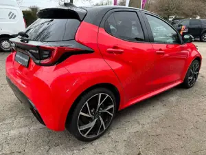 Toyota Yaris Hybrid Style Bild 4